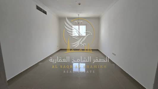 库拉亚赫， 夏尔迦 2 卧室单位待租 - shqa-for-rent-2-bedroom-alqlyaa-alsharqa-living-room-02. jpg