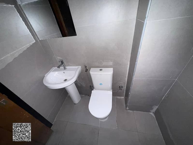 7 e91ac08c-c8f5-44f7-807c-ba0993cbfcf7. jpg