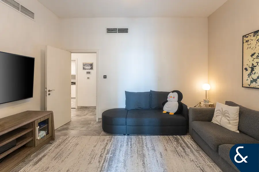 Large Terrace | Motivated Seller | Vacant