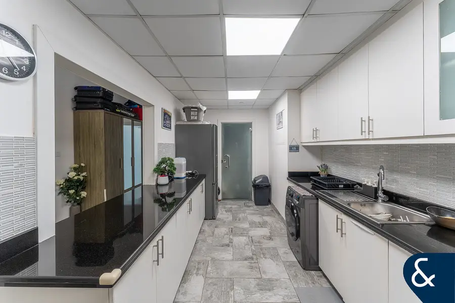 Large Terrace | Motivated Seller | Vacant