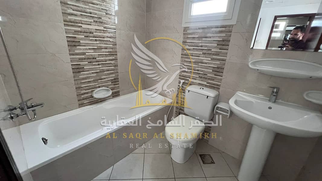 12 غرفة-وصالة-للا-يجار-1-غرف-القليعة-الشارقة-صورة-العقار-tr-001-06. jpg