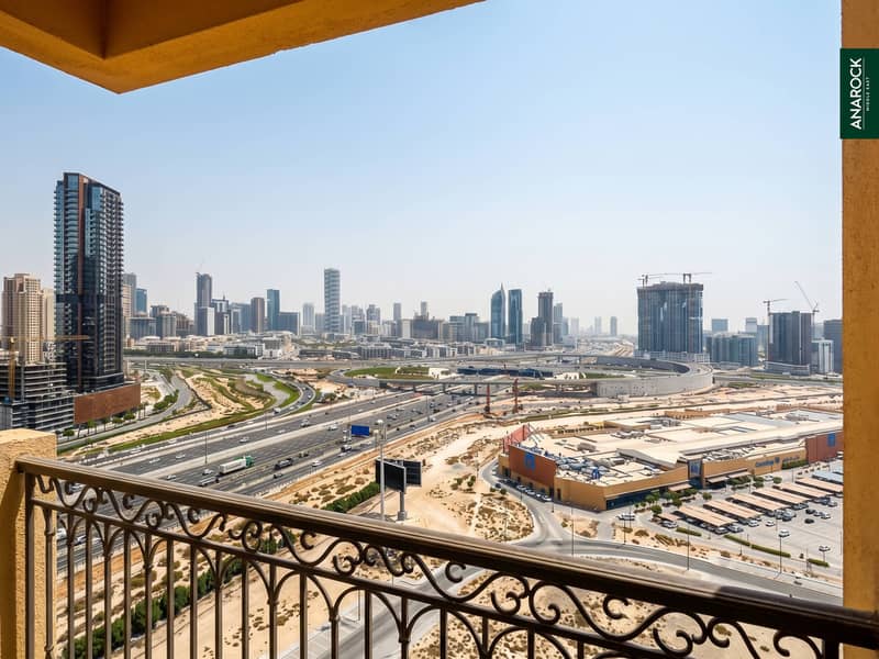 Fully Fitted Kitchen | Mid Floor | City Views Fully Fitted Kitchen | Mid Floor | City Views