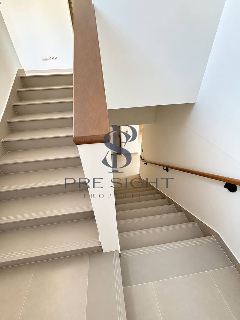 8 Stairs. png