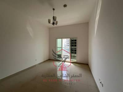 2 habitaciones Apartamento para en Alquiler en Al Khan, Sharjah - 1addd188-3d61-4fc4-81d5-87e3dbceac7a. jpg 2 habitaciones Apartamento para en Alquiler en Al Khan, Sharjah - 1addd188-3d61-4fc4-81d5-87e3dbceac7a. jpg