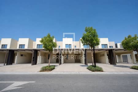 3 habitaciones Villa para en Alquiler en Dubai South, Dubai - Villa en Dubai South,Emaar South,Expo Golf Villas,Expo Golf Villas 2 (Parkside 2), 3 dormitorios, 94999 AED - 16733664 3 habitaciones Villa para en Alquiler en Dubai South, Dubai - Villa en Dubai South,Emaar South,Expo Golf Villas,Expo Golf Villas 2 (Parkside 2), 3 dormitorios, 94999 AED - 16733664