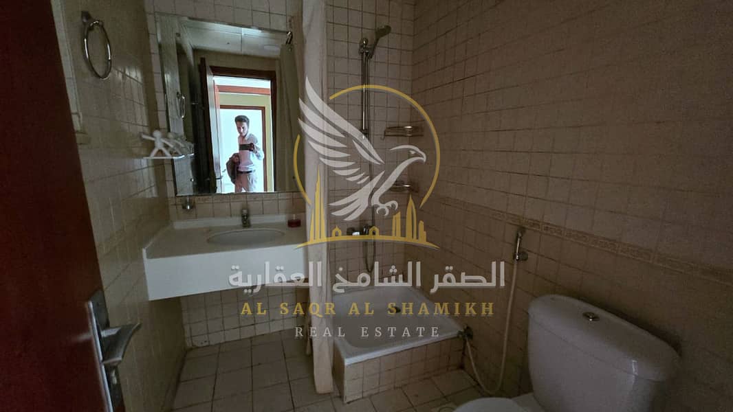 11 غرفة-وصالة-للا-يجار-1-غرف-القليعة-الشارقة-حمام-yt-001-04. jpg
