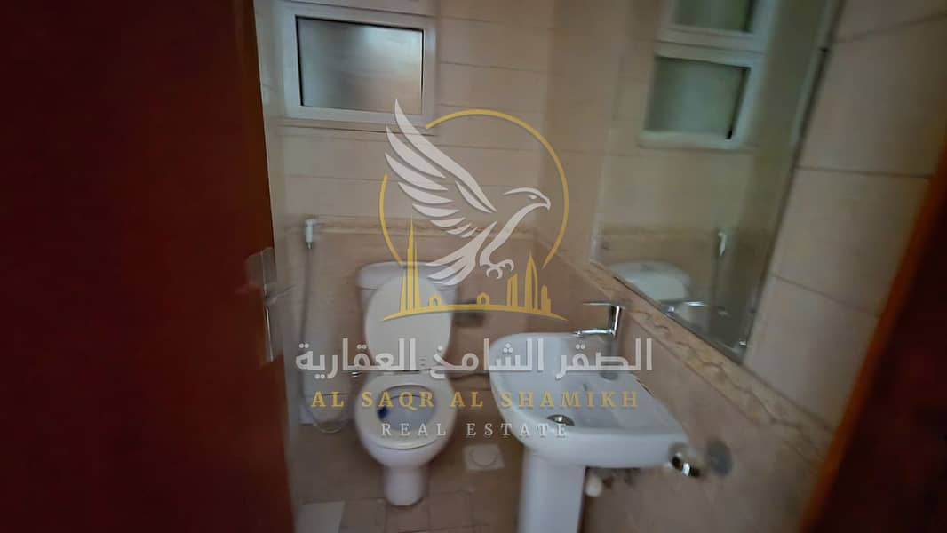 13 غرفة-وصالة-للا-يجار-1-غرف-القليعة-الشارقة-حمام-yt-001-05. jpg