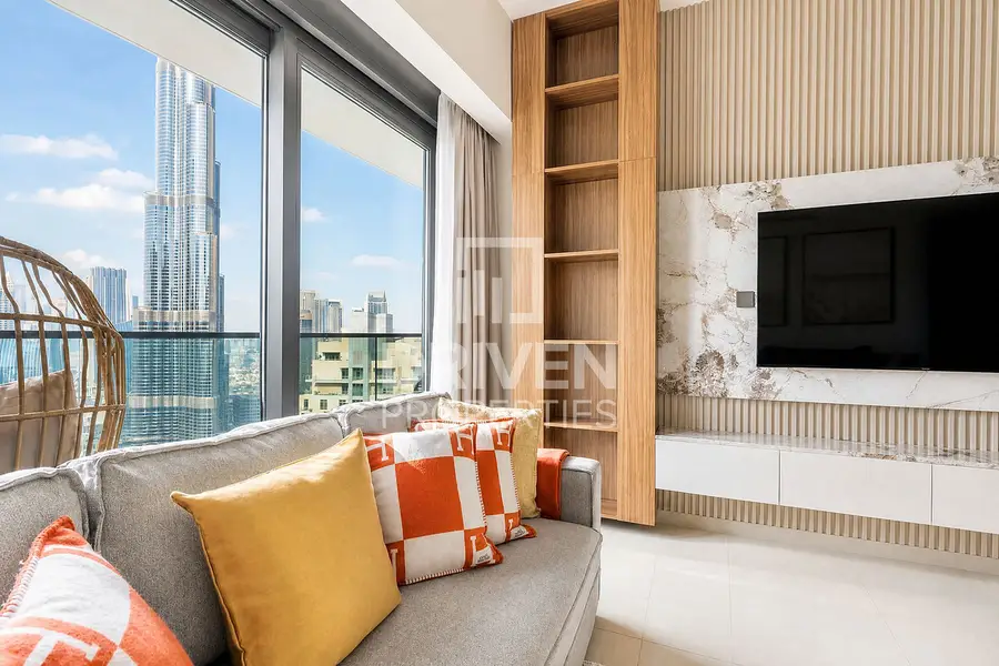 Burj Khalifa View | Modern Luxury Apartment