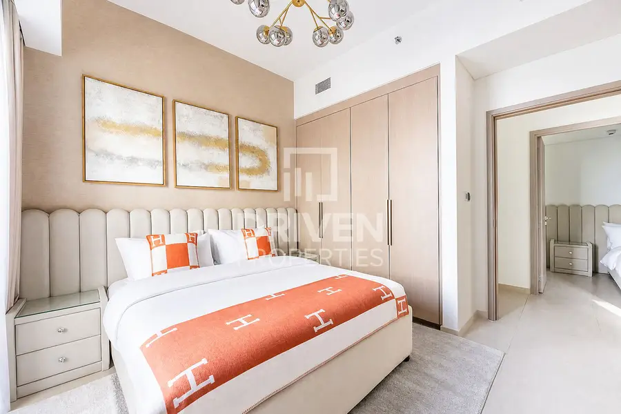 Burj Khalifa View | Modern Luxury Apartment