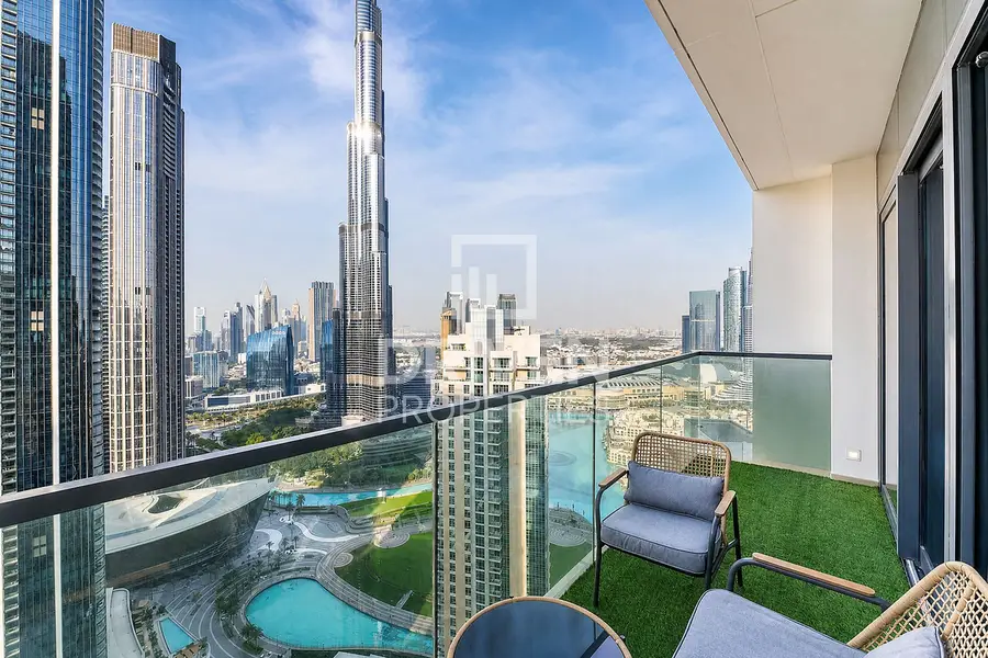 Burj Khalifa View | Modern Luxury Apartment