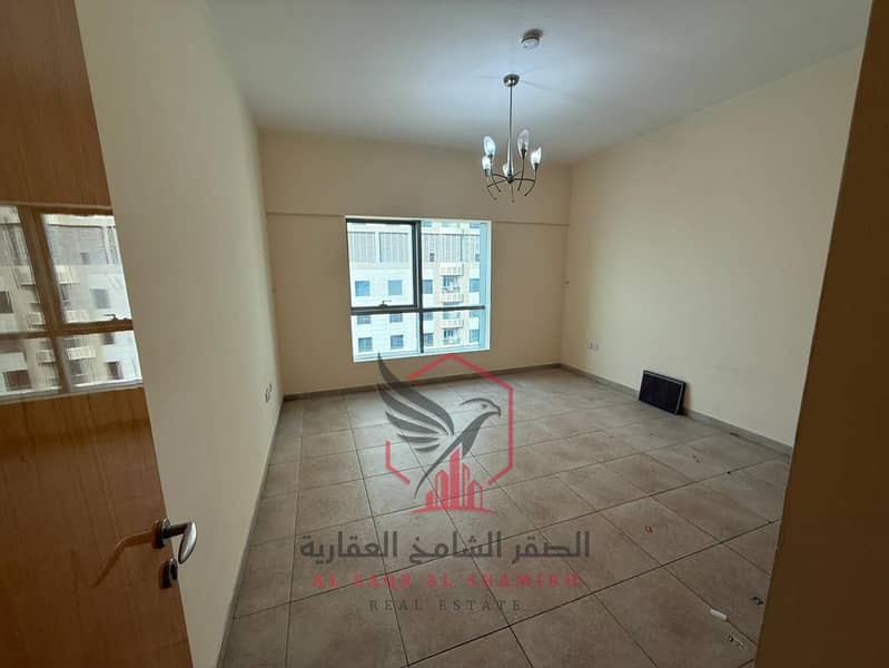 10 WhatsApp Image 2026-10-03 at 19.00. 49 (1). jpeg
