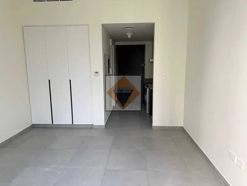 5 870536190-800x600. webp