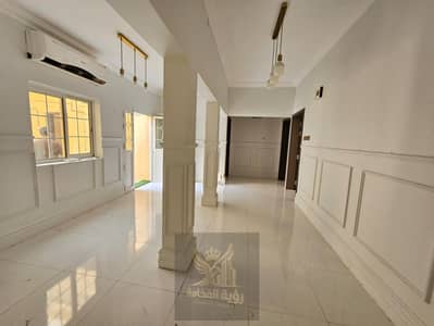 4 Bedroom Villa for Rent in Al Sabkha, Sharjah - WhatsApp Image 2026-10-04 at 6.58. 59 AM. jpeg 4 Bedroom Villa for Rent in Al Sabkha, Sharjah - WhatsApp Image 2026-10-04 at 6.58. 59 AM. jpeg
