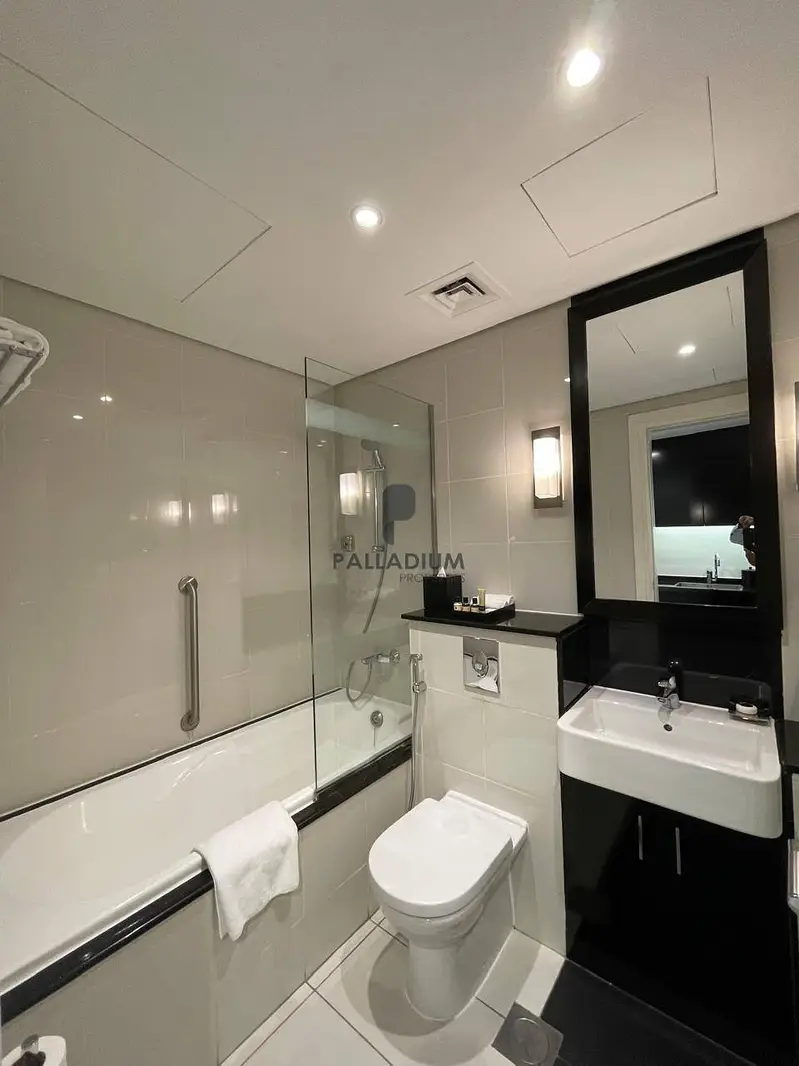 Exclusive | Mid Floor | Best Priced | Furnished