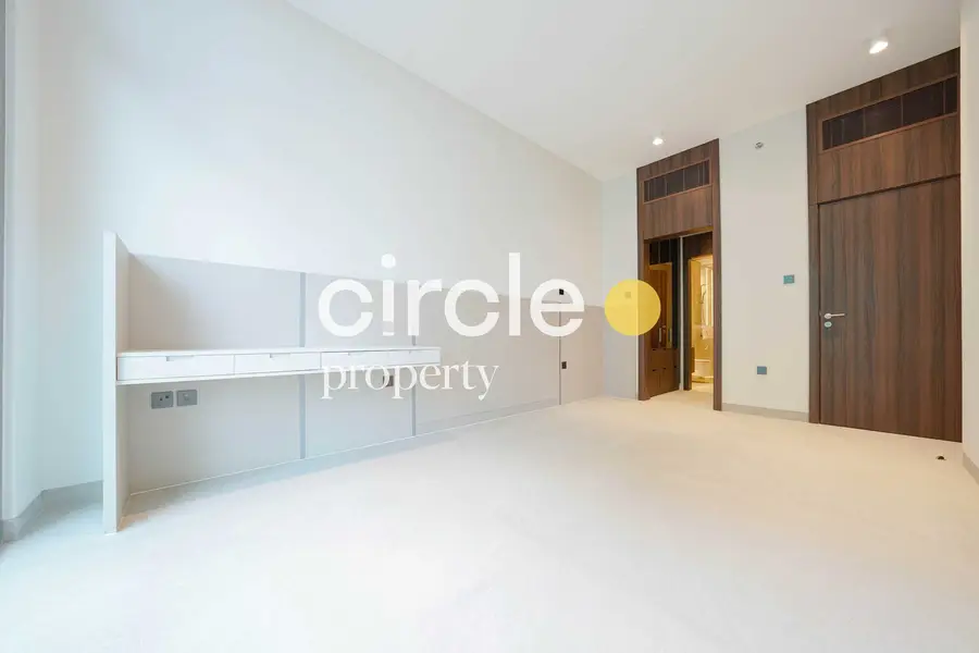 Modern 1BR Apartment | BRAND NEW | Near Park