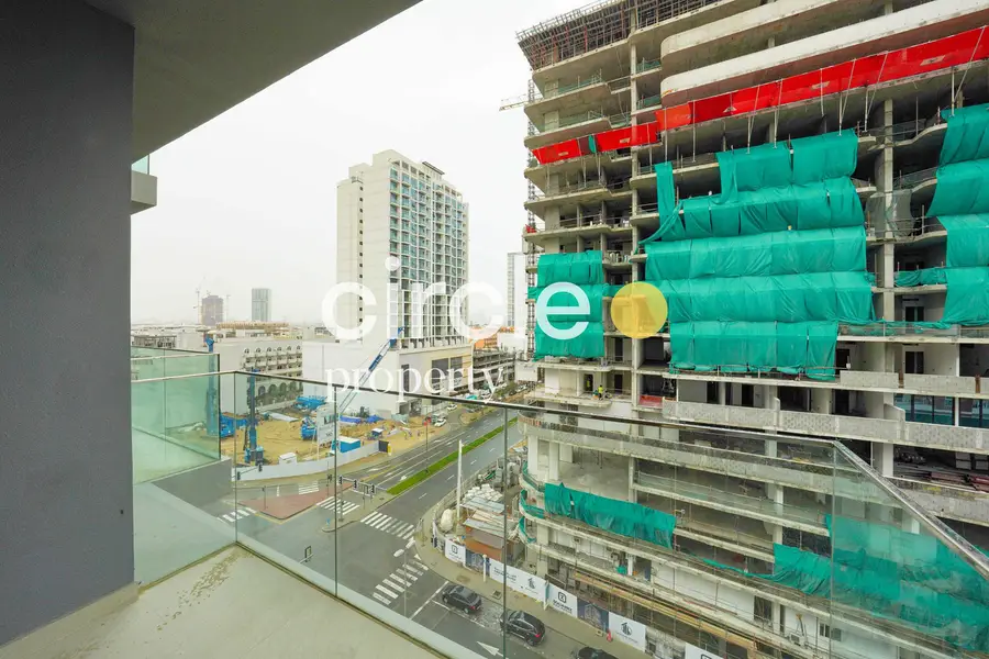 Modern 1BR Apartment | BRAND NEW | Near Park