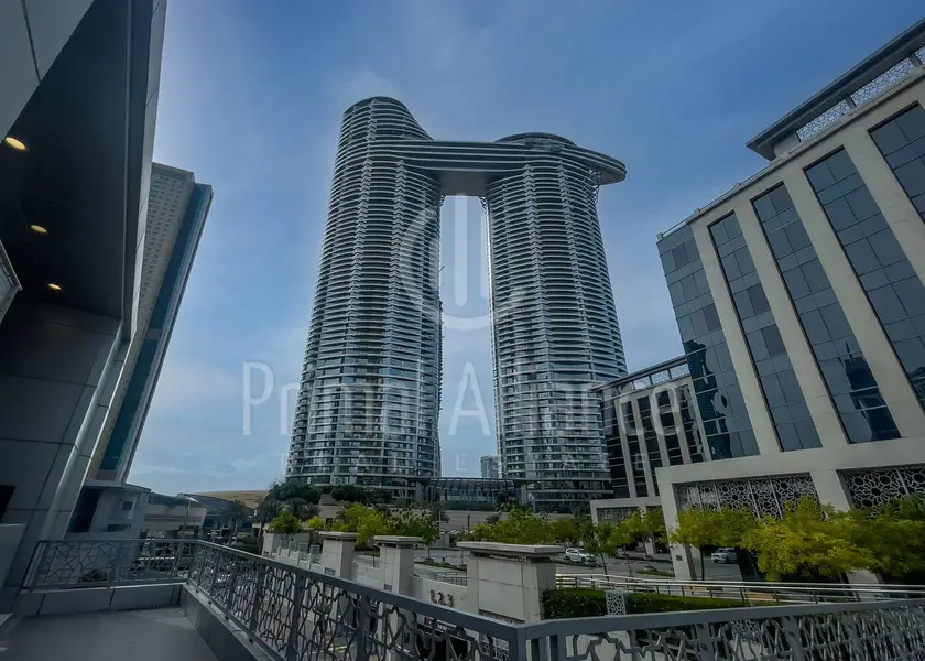 Burj View | Mid Floor | Great Location