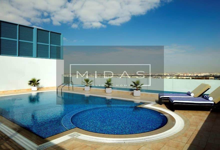 12 Radisson-Blu-Hotel-Apartments-DSO-Pool-1024x697. jpg