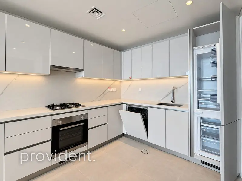 Exclusive | High Floor | Lagoon View