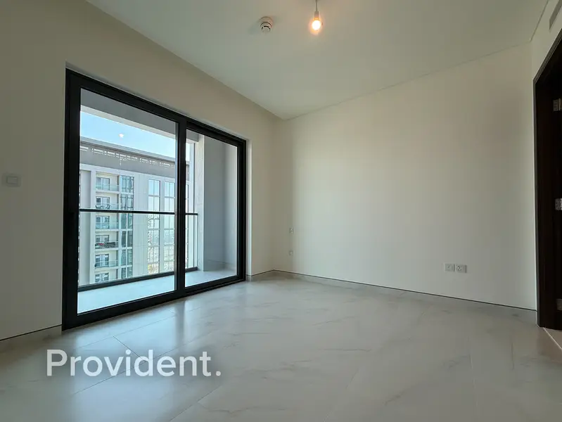 Tenanted | Creek Harbor View | High Floor