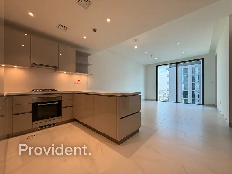 Tenanted | Creek Harbor View | High Floor