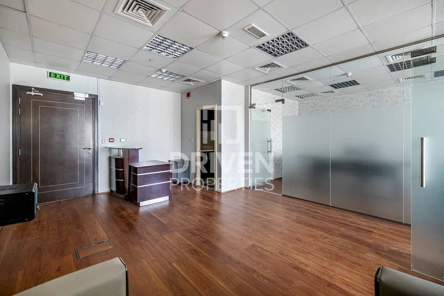 Büro in Business Bay,Churchill Towers,Churchill Residence, 280000 AED - 16736971 Büro in Business Bay,Churchill Towers,Churchill Residence, 280000 AED - 16736971