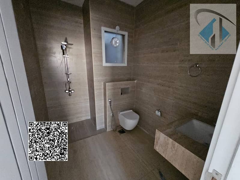 10 batch_6d4c797c-ce36-468c-aa9b-a5dce94b0a74. jpg