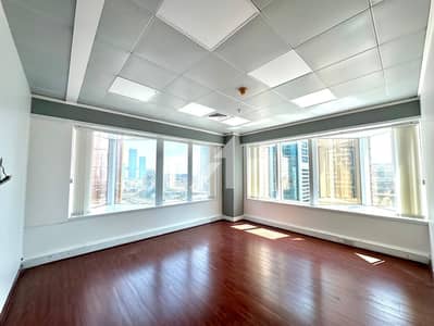 Office zum Miete in Sheikh Zayed Road, Dubai - image_0 Office zum Miete in Sheikh Zayed Road, Dubai - image_0