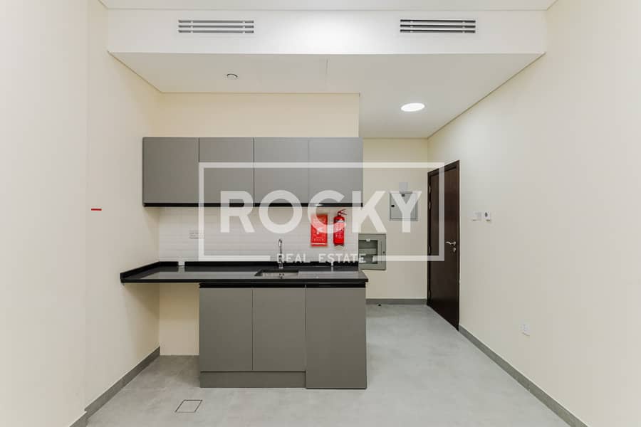 9 Karama Residence (9). jpg