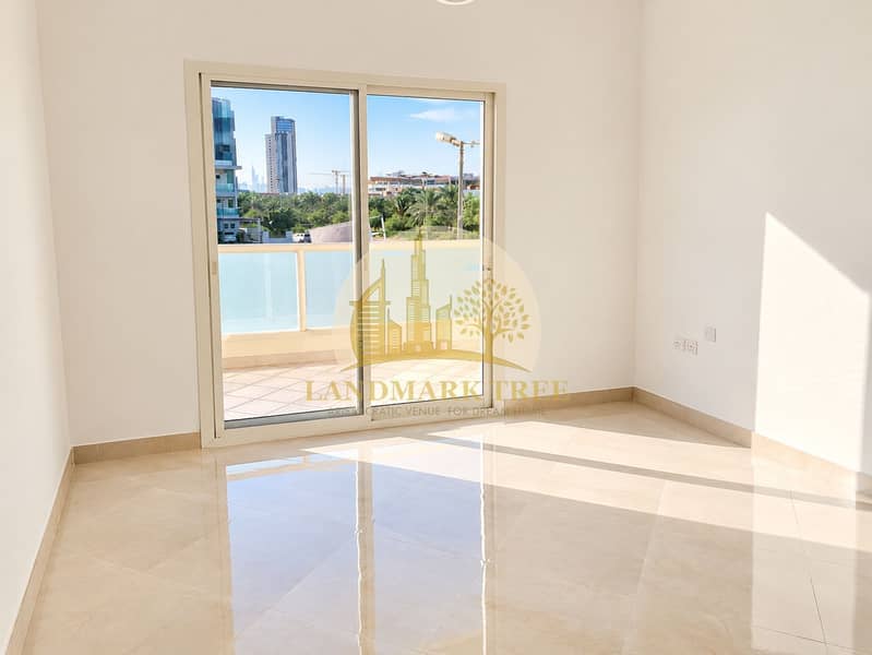 13 Sunlit Empty Apartment with City Views. png