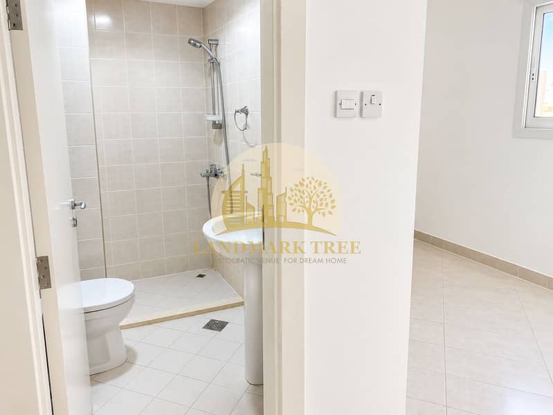 16 Bright Modern Bathroom Entryway. png