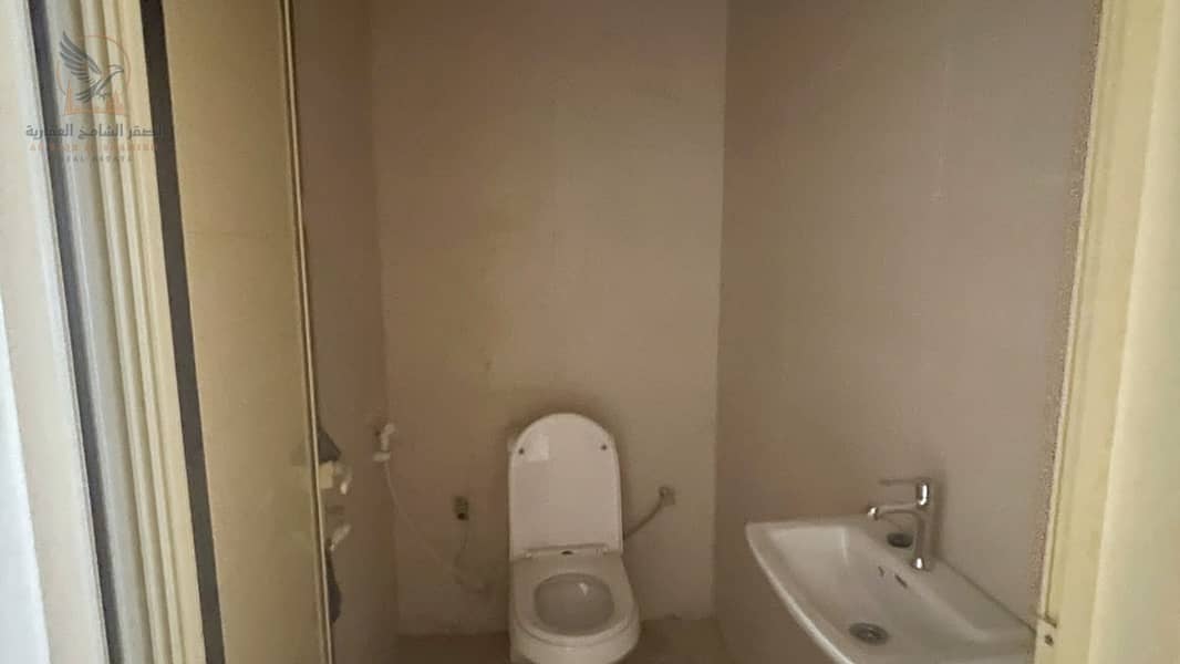 11 apartment-for-rent-0-bedroom-aljrf-alsnaayh2-ajman-property-11. jpg