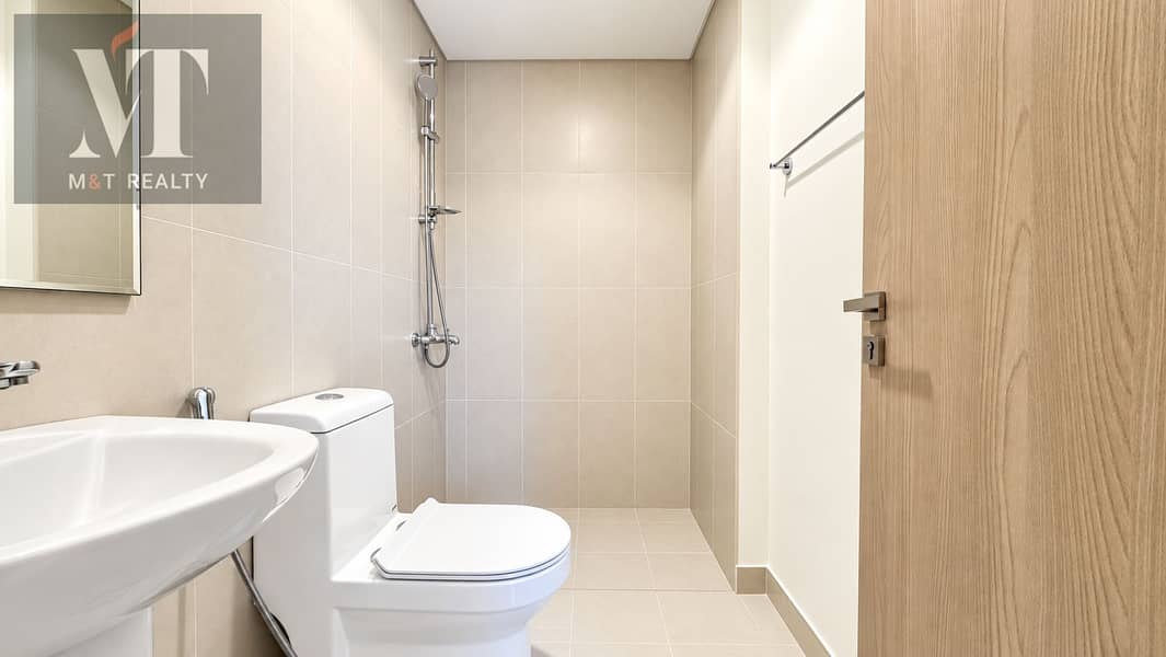 20 Bright, spotless home with garden views-14. png