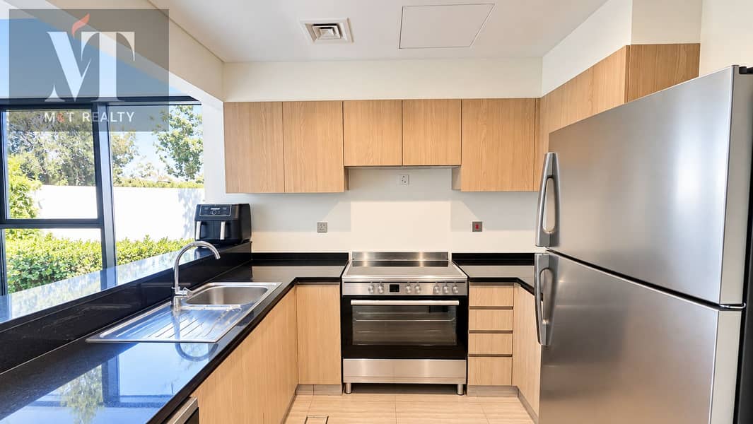 24 Bright, spotless home with garden-7. png