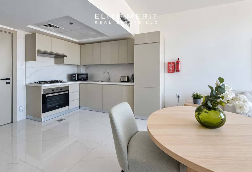 3 Modern Minimalist Kitchen and Dining Nook. jpg
