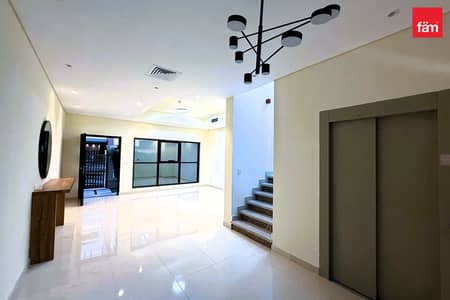 4 habitaciones Villa para en Alquiler en Jumeirah Village Circle (JVC), Dubai - Villa en Jumeirah Village Circle (JVC),JVC District 10,Park Villas, 4 dormitorios, 174999 AED - 16738727 4 habitaciones Villa para en Alquiler en Jumeirah Village Circle (JVC), Dubai - Villa en Jumeirah Village Circle (JVC),JVC District 10,Park Villas, 4 dormitorios, 174999 AED - 16738727