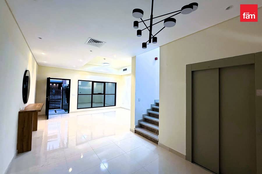 Villa en Jumeirah Village Circle (JVC),JVC District 10,Park Villas, 4 dormitorios, 174999 AED - 16738727 Villa en Jumeirah Village Circle (JVC),JVC District 10,Park Villas, 4 dormitorios, 174999 AED - 16738727