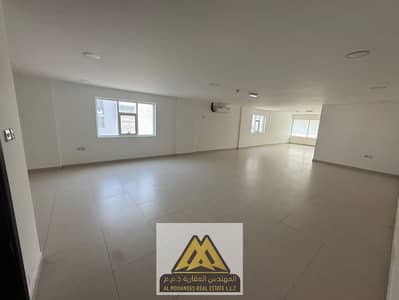 Office in affitto a Al Jurf, Ajman - WhatsApp Image 2026-10-05 at 12.04. 23 AM (2). jpeg Office in affitto a Al Jurf, Ajman - WhatsApp Image 2026-10-05 at 12.04. 23 AM (2). jpeg