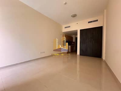 Studio te Huur in Dubai Land Residence Complex (DLRC), Dubai - 37e73901-f839-4ff7-861e-2ea7244a1d85. jpeg Studio te Huur in Dubai Land Residence Complex (DLRC), Dubai - 37e73901-f839-4ff7-861e-2ea7244a1d85. jpeg