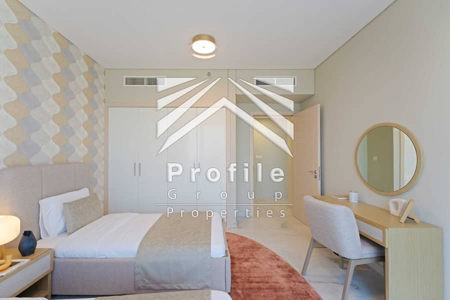 17 Leaf Tower-3BR-Primary-9. JPG