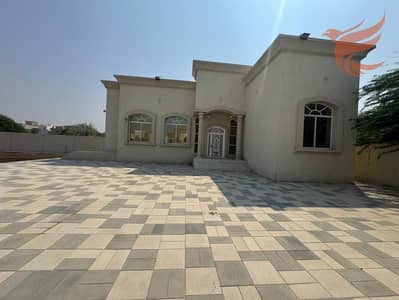 3 Bedroom Villa for Rent in Al Refaa, Ras Al Khaimah - WhatsApp Image 2026-10-05 at 12.01. 41 PM (1). jpeg 3 Bedroom Villa for Rent in Al Refaa, Ras Al Khaimah - WhatsApp Image 2026-10-05 at 12.01. 41 PM (1). jpeg