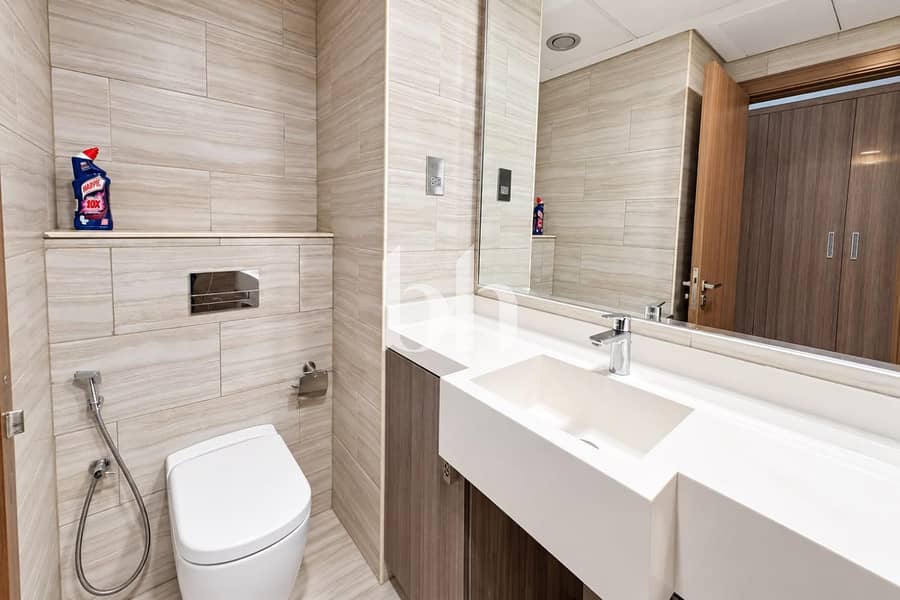 8 images image img