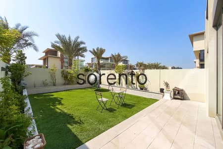 Townhouse de 3 chambres à à vendre à Nad Al Sheba Gardens, Dubai - Maison de ville à Nad Al Sheba Gardens，Nad Al Sheba Gardens 2, 3 chambres, 5600000 AED - 16740719