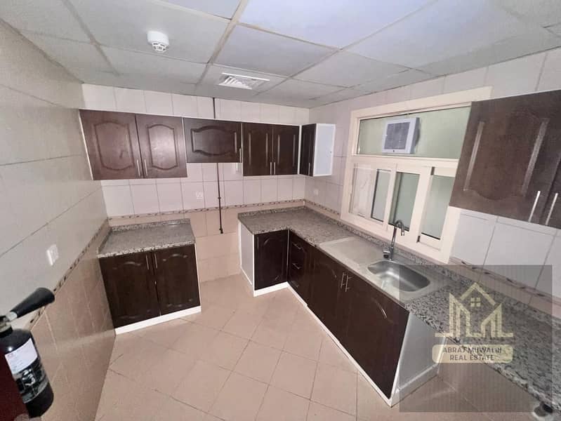 13 aa086cbb-d298-4aed-97f5-ed07a7380855. jpg