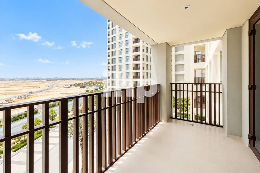 2 wide_bright_architectural_interior_exterior_scen. jpg
