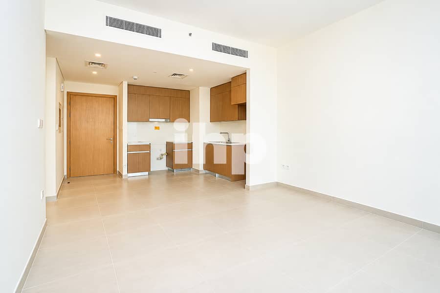 8 wide_clean_modern_empty_apartment_interior_photo. jpg