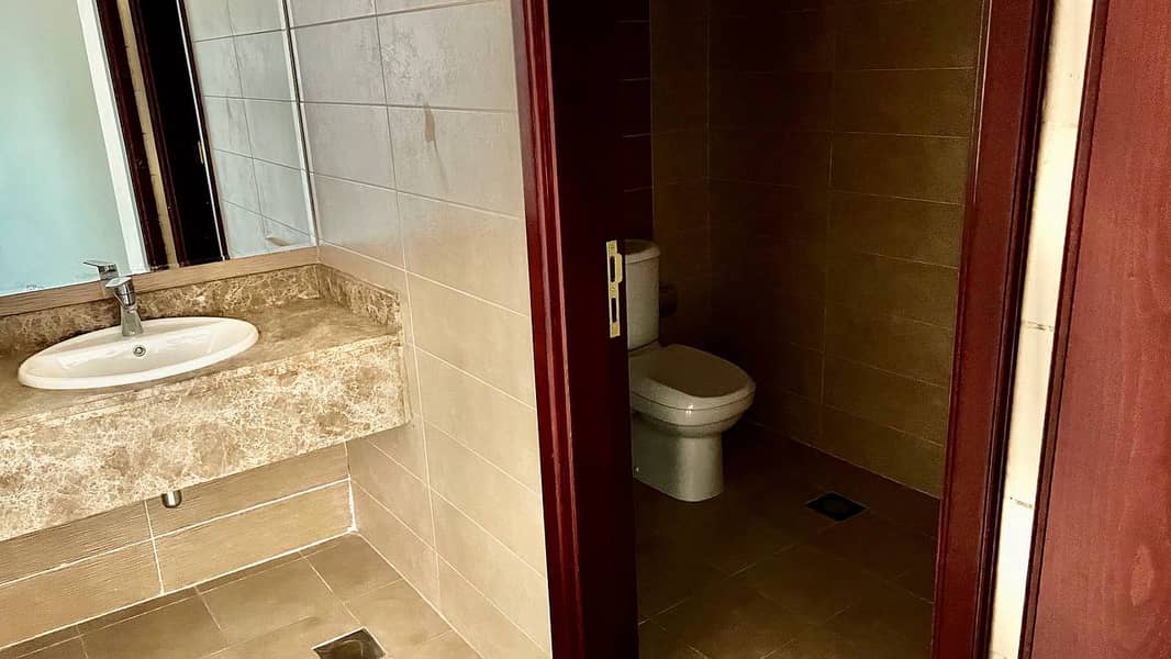**Luxury 3BR Apartment for Rent | Conqueror Tower, Ajman** | Bayut.com