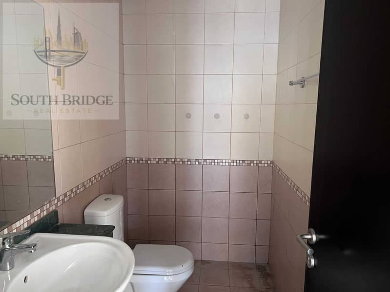 11 Guest Toilet. jpeg