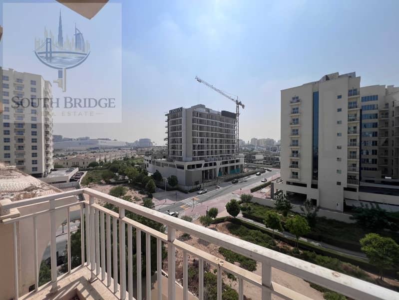 19 Balcony -3. jpeg