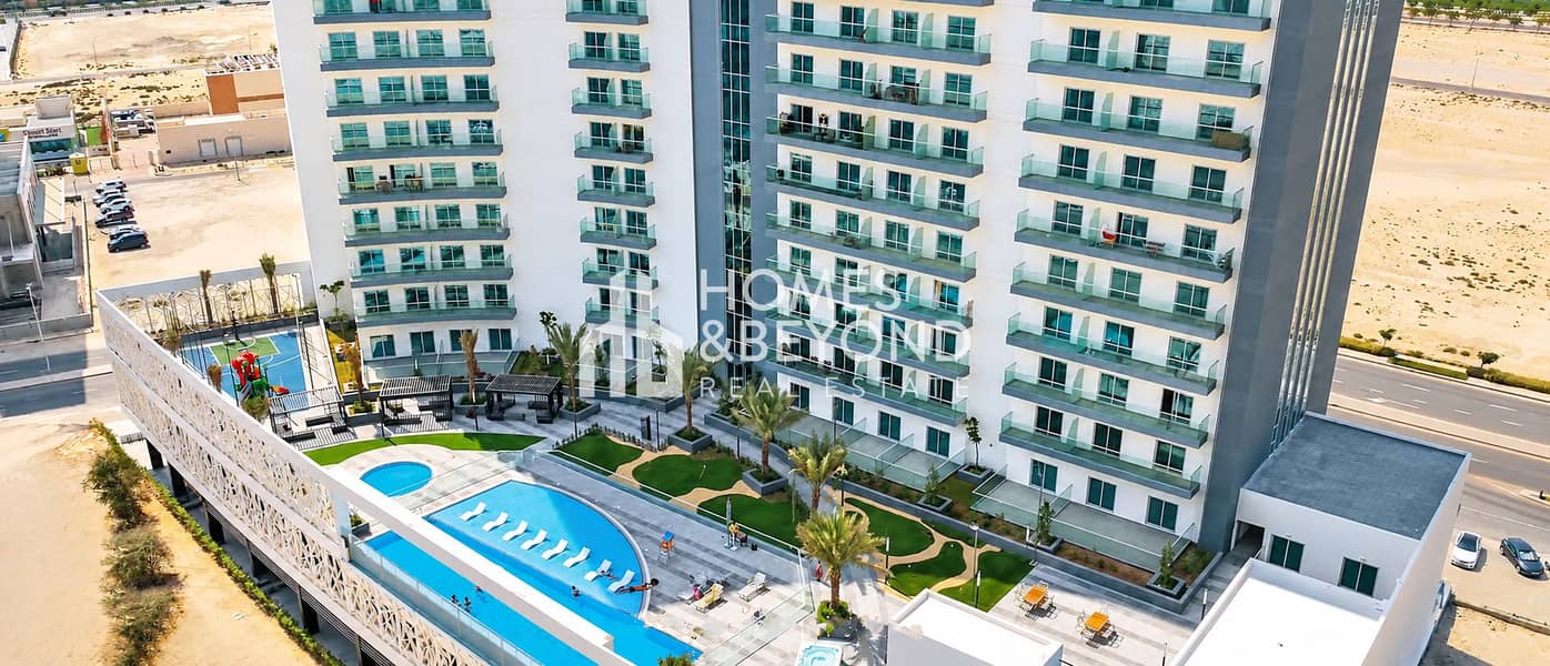 17 Bright, clear property listing photo-14. png
